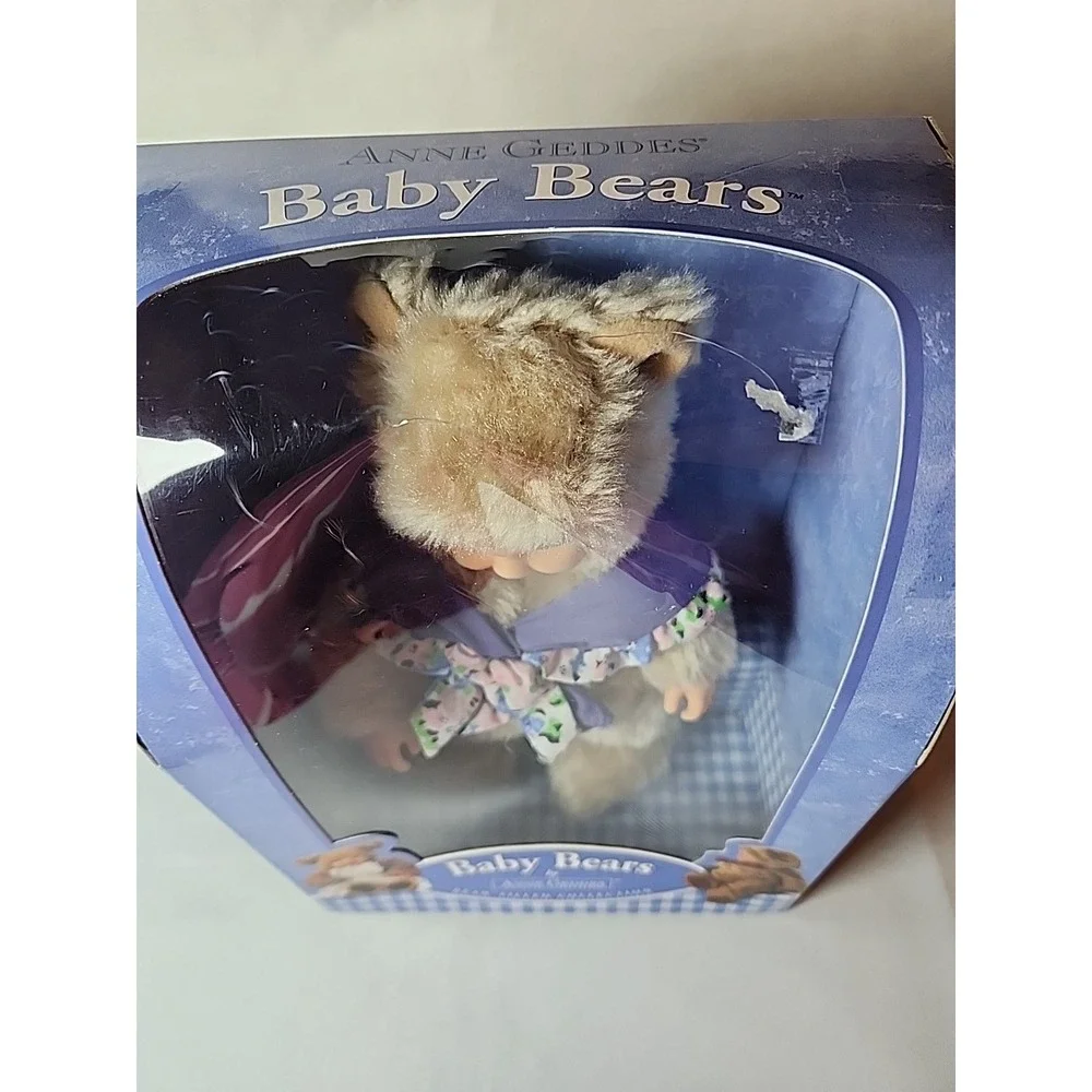 Anne Geddes top box